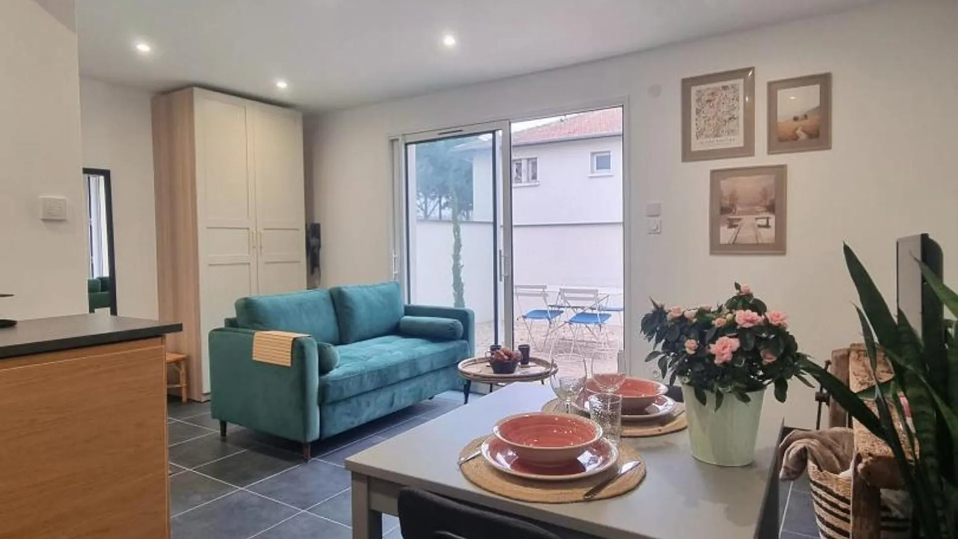 Сasa de vacaciones Gite Cosy Pour 2 A Montrond-Les-Bains Avec Parking Privatif - Fr-1-496-342 Francia