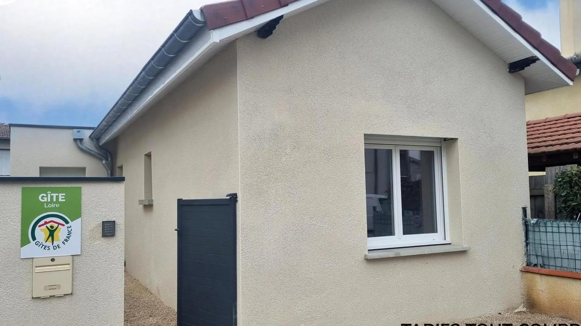 Сasa de vacaciones Gite Cosy Pour 2 A Montrond-Les-Bains Avec Parking Privatif - Fr-1-496-342